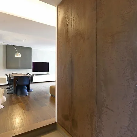 La Torre Di Porta Nuova * Болонья