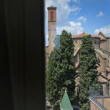 アパート La Torre Di Porta Nuova ボローニャ